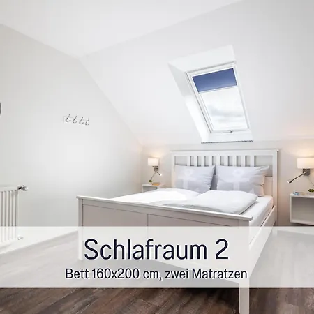 Komfortables Strandzauber Auf Fuer 8 Personen Mit 4 Schlafzimmern Und 2 Baedern פהמארן