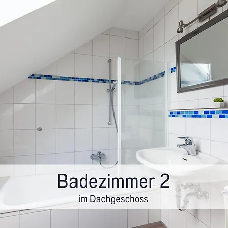 Komfortables Strandzauber Auf Fuer 8 Personen Mit 4 Schlafzimmern Und 2 Baedern בית נופש פהמארן