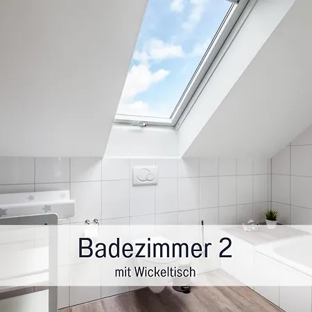 Komfortables Strandzauber Auf Fuer 8 Personen Mit 4 Schlafzimmern Und 2 Baedern בית נופש פהמארן